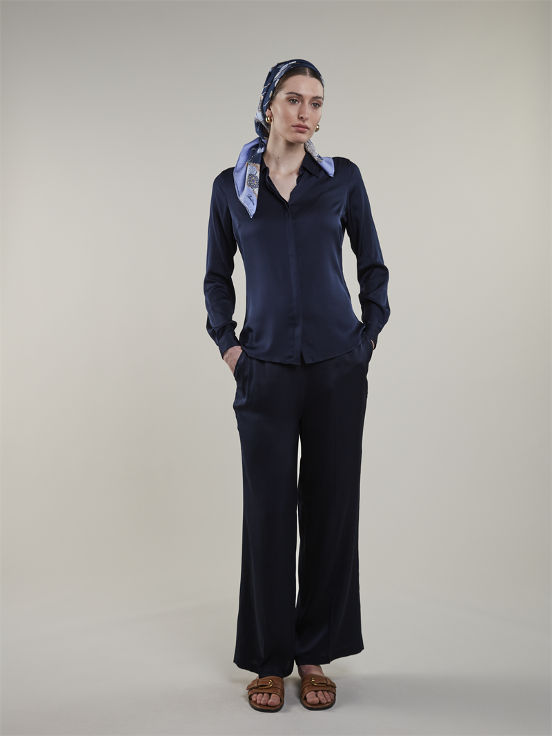 Eve Seidenhose, Navy blau