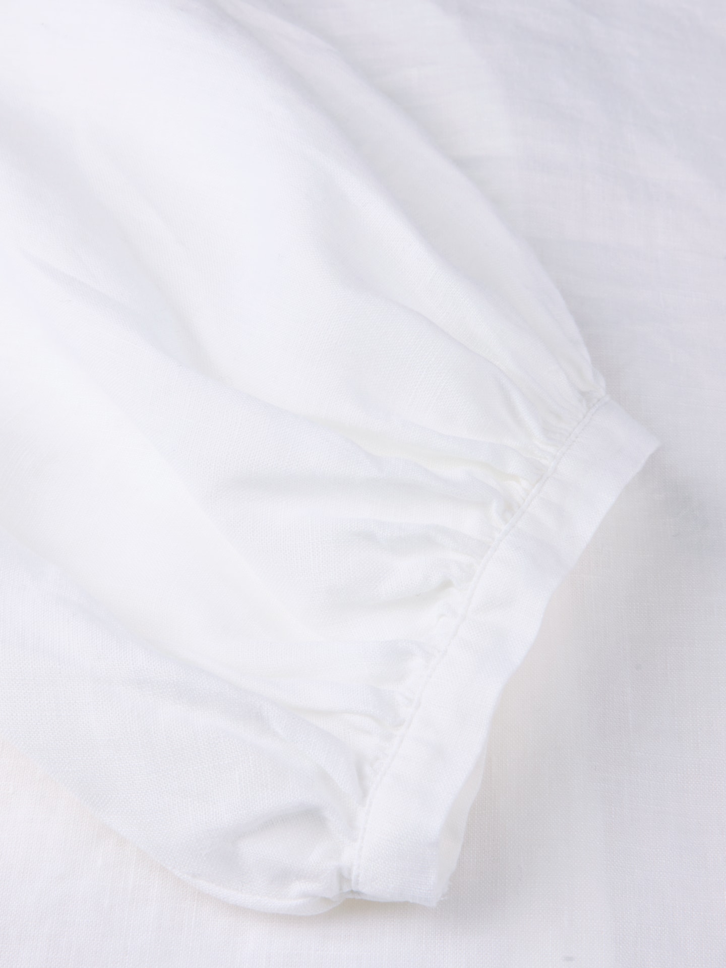 Anna White Linen Blouse