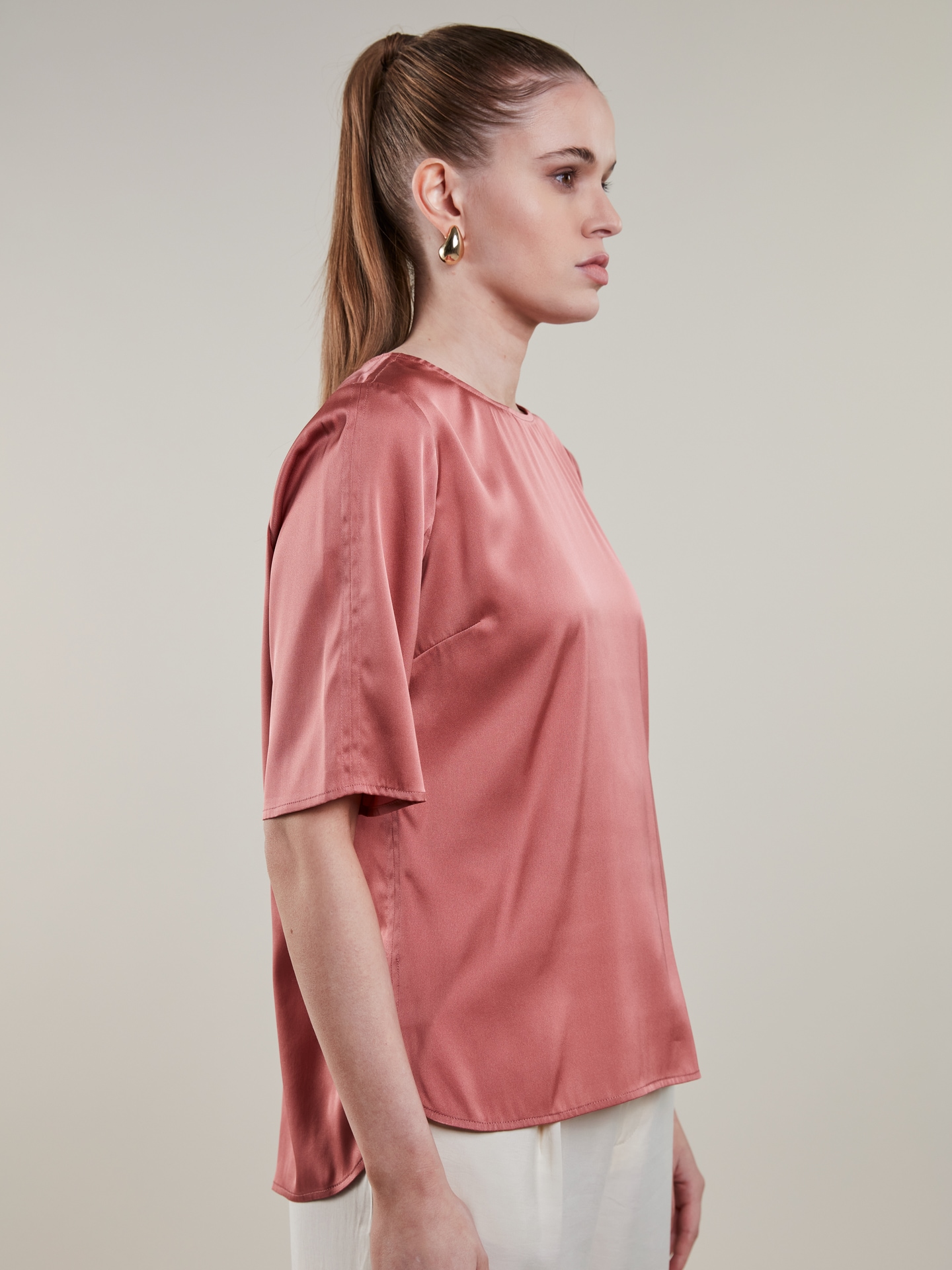 Sanne Mörkrosa Sidenblus