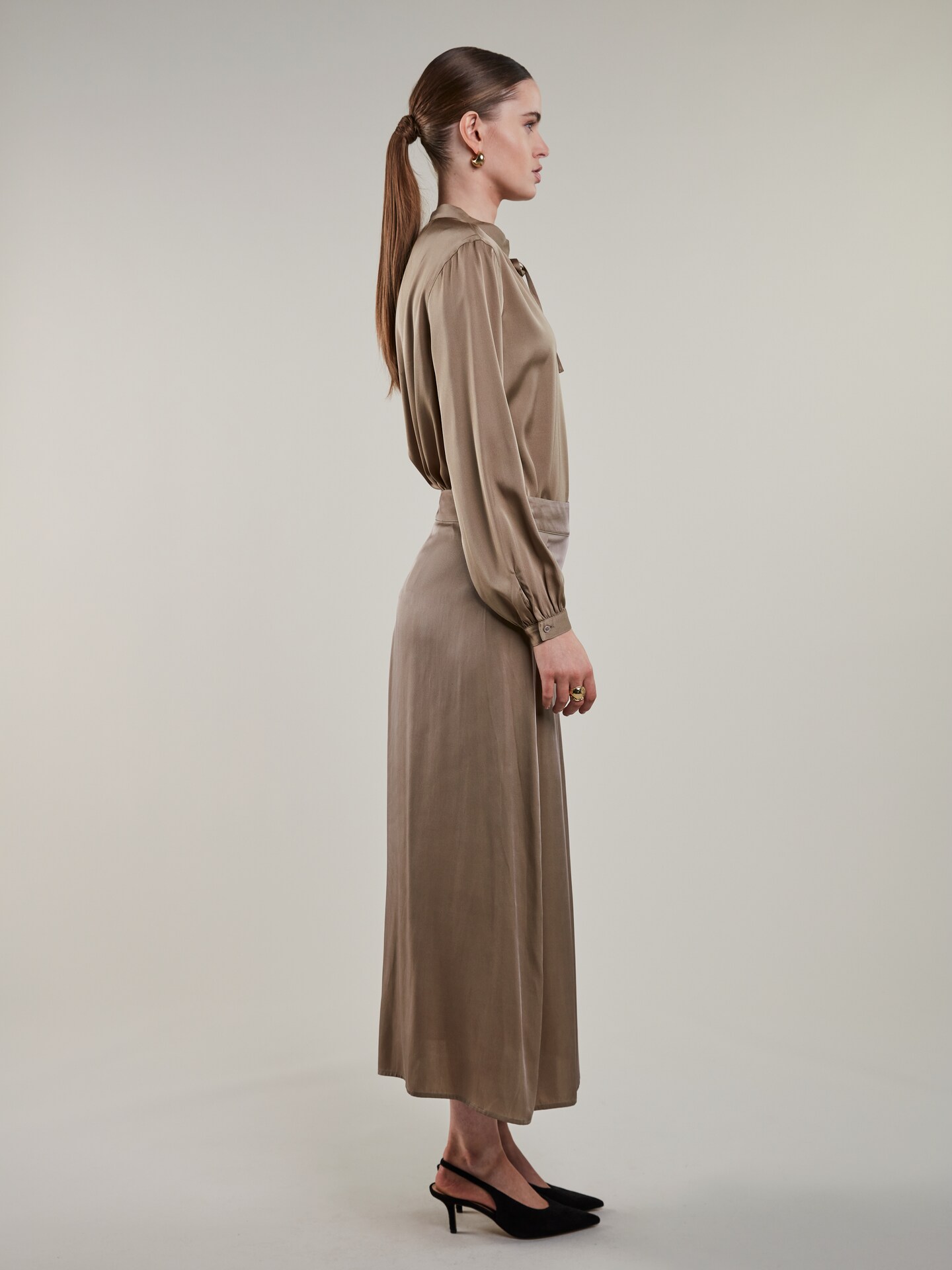Jada Beige Seidenrock