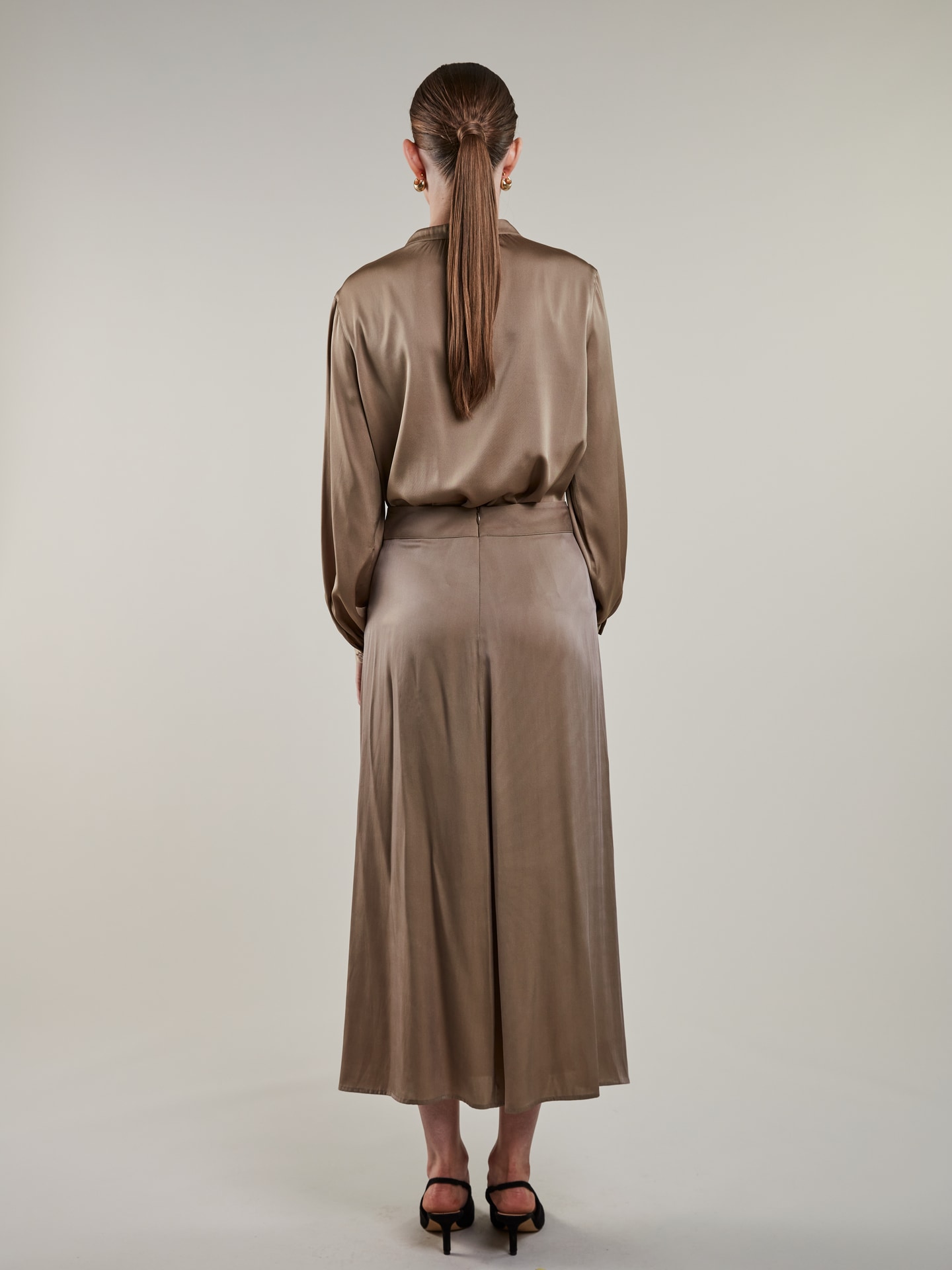 Jada Beige Seidenrock
