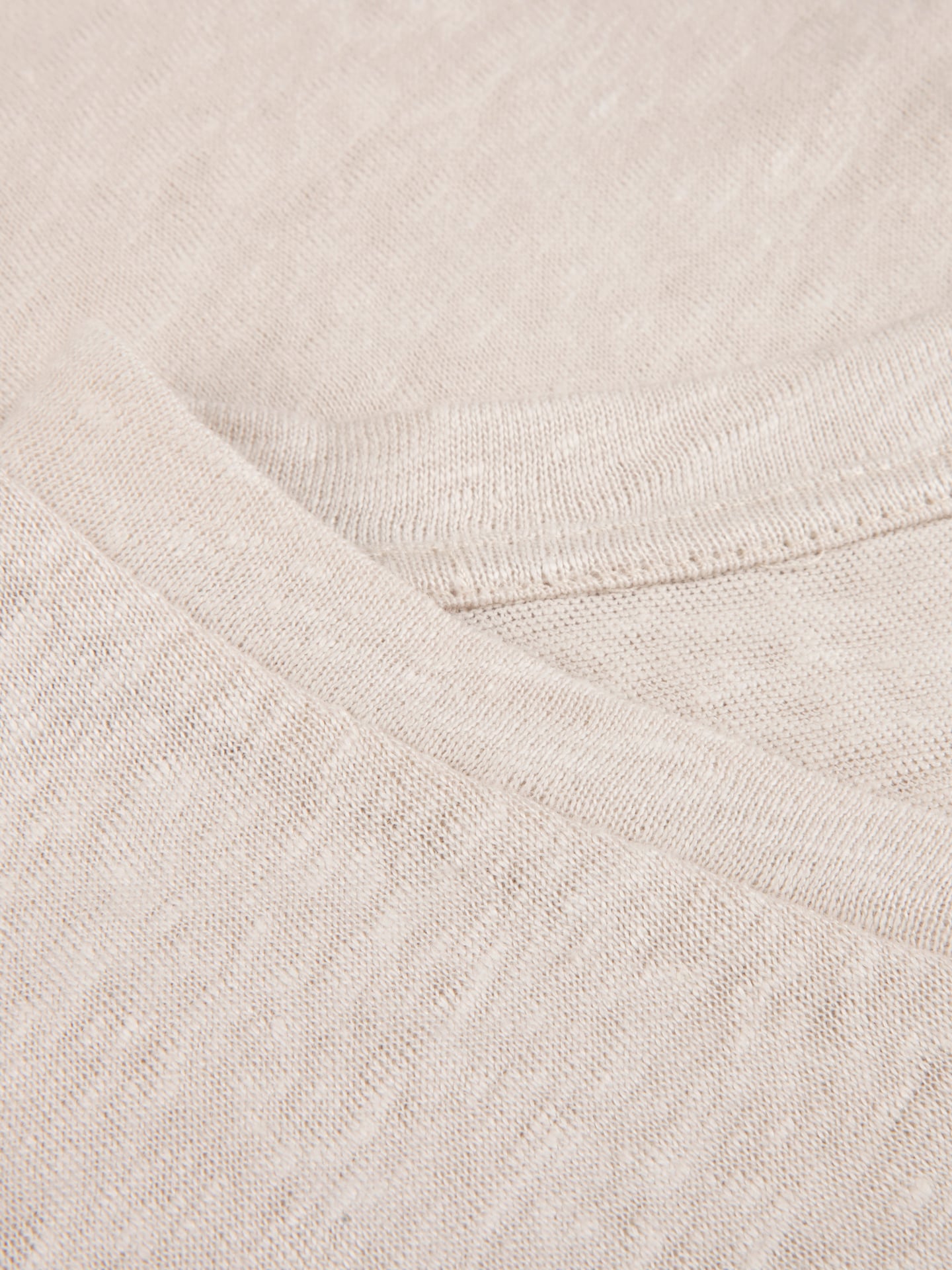 Leinen T-shirt mit V-Kragen Offwhite Evy 