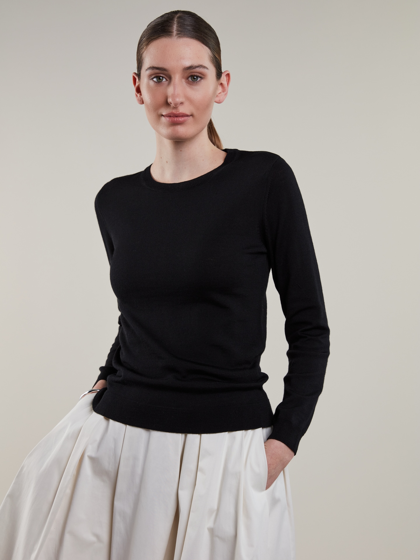 Signe Black Merino Wool Crew Neck 